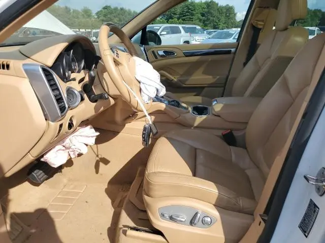 2014 PORSCHE CAYENNE