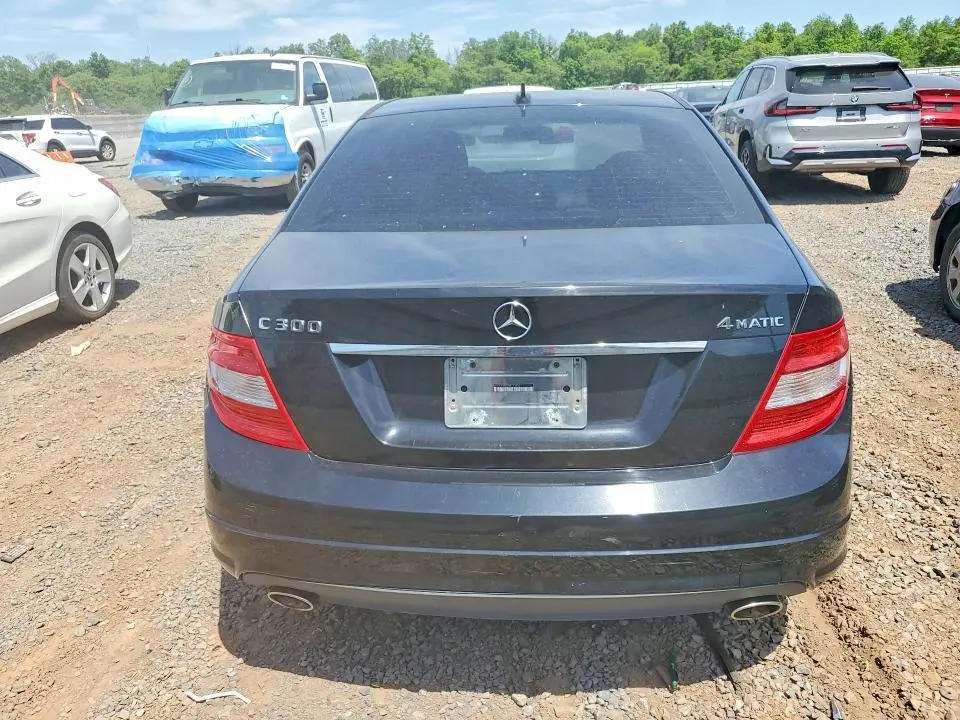 2011 MERCEDES-BENZ 300C   