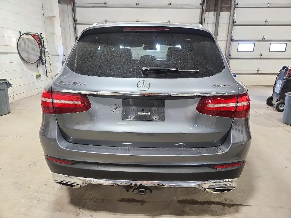 2018 MERCEDES-BENZ GLC 300 4MATIC  