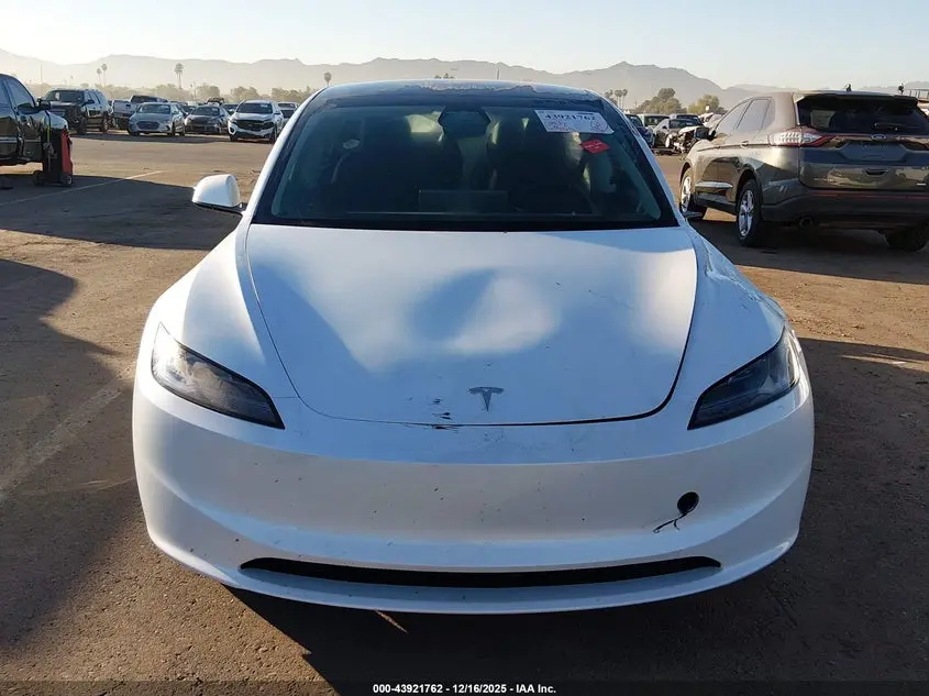 2025 TESLA MODEL 3  