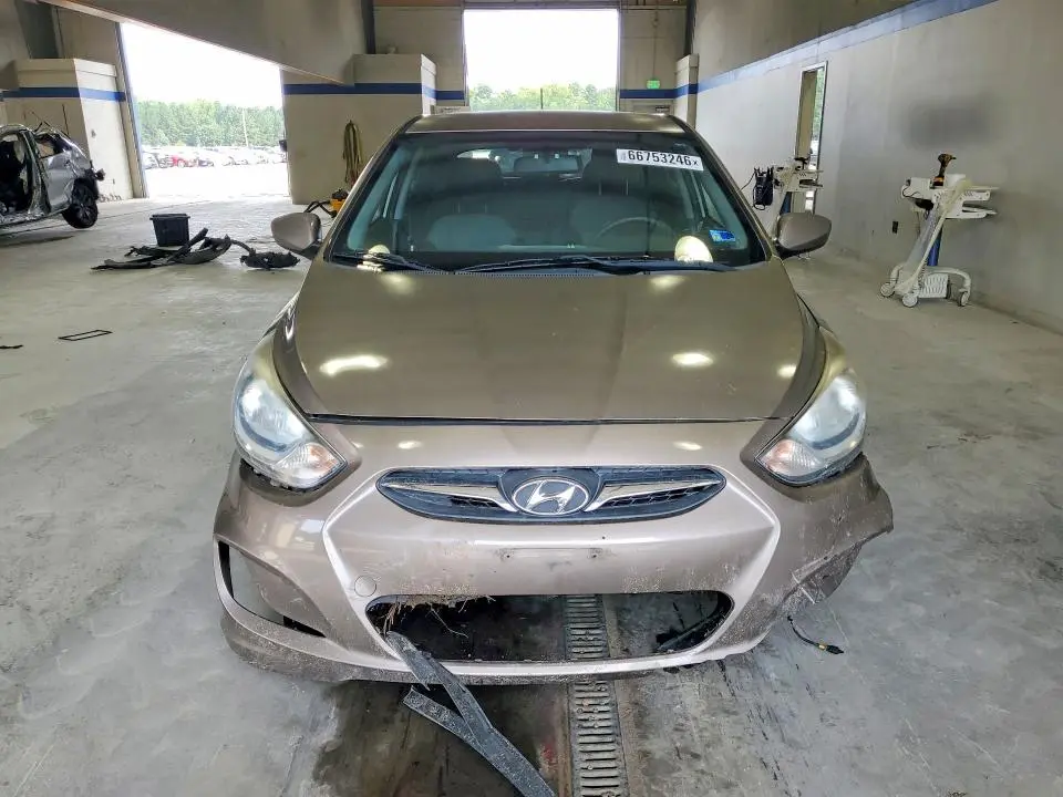 2014 HYUNDAI ACCENT GS  