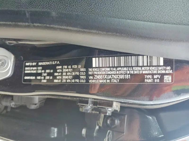 2022 MASERATI LEVANTE BASE  