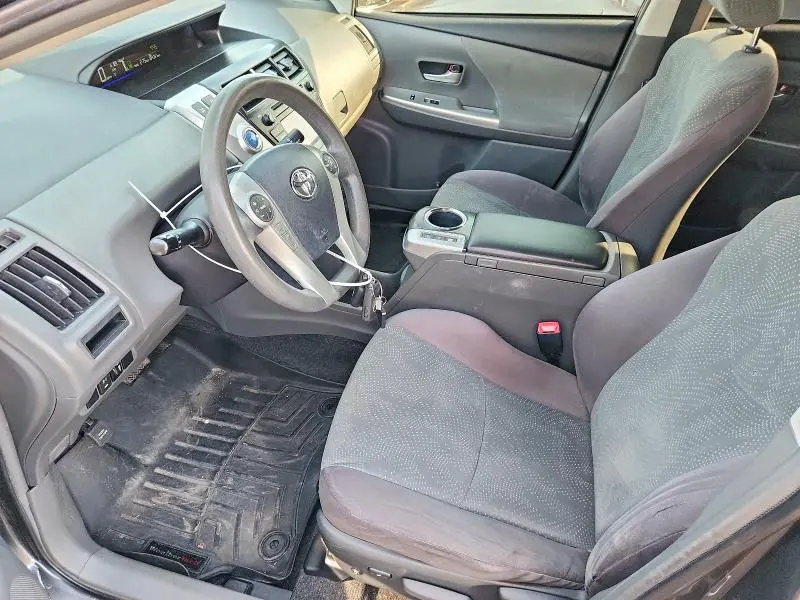 2013 TOYOTA PRIUS V THREE  