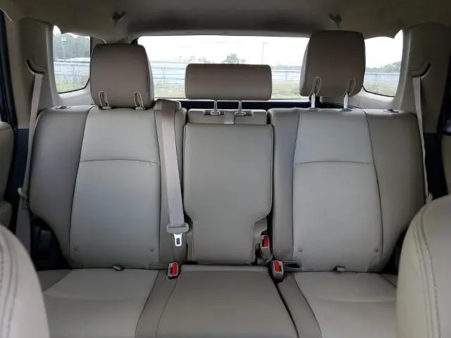 2023 TOYOTA 4RUNNER SE  