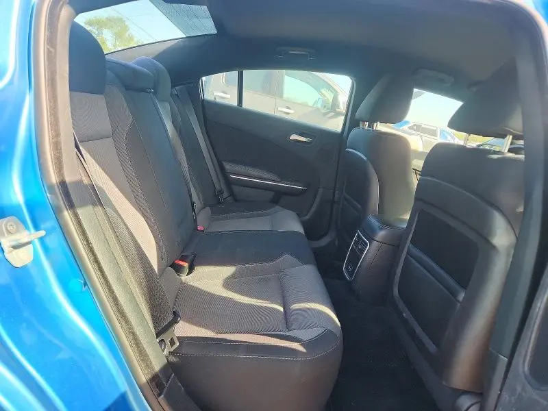 2015 DODGE CHARGER SXT  