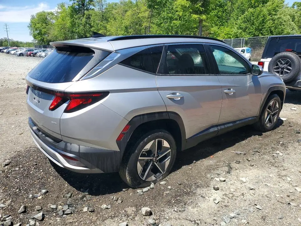 2025 HYUNDAI TUCSON SEL  