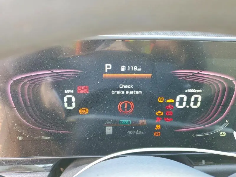 2023 KIA NIRO EX  