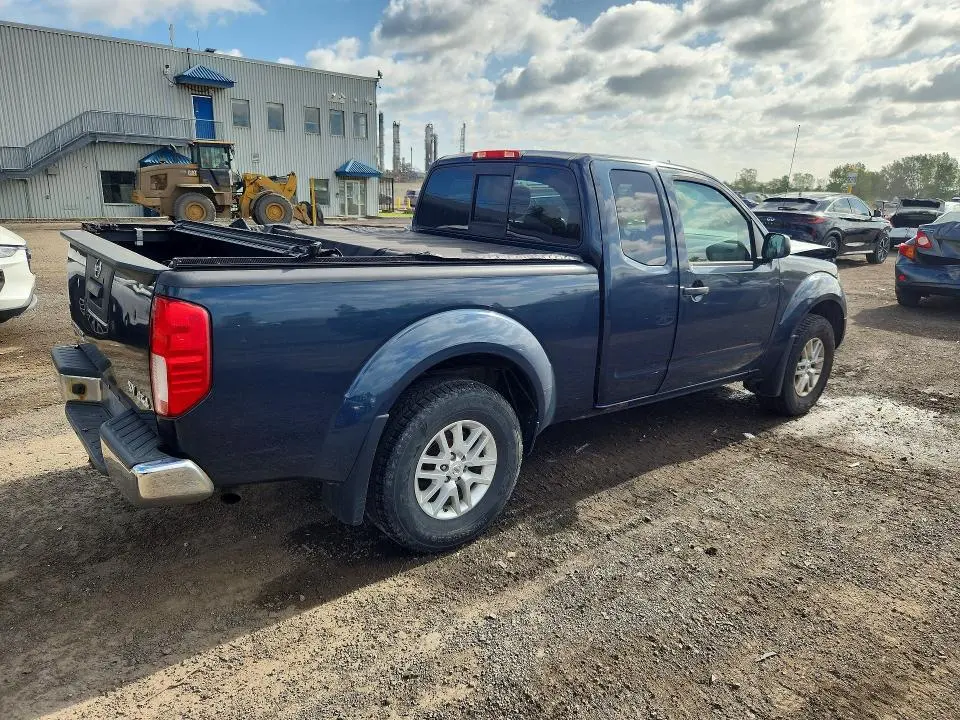 2016 NISSAN FRONTIER SV V6  