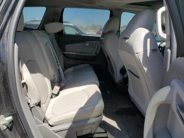 2011 CHEVROLET TRAVERSE LT  