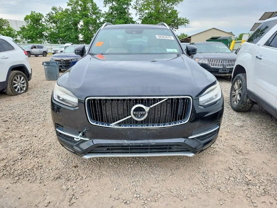 2017 VOLVO XC90 T6  