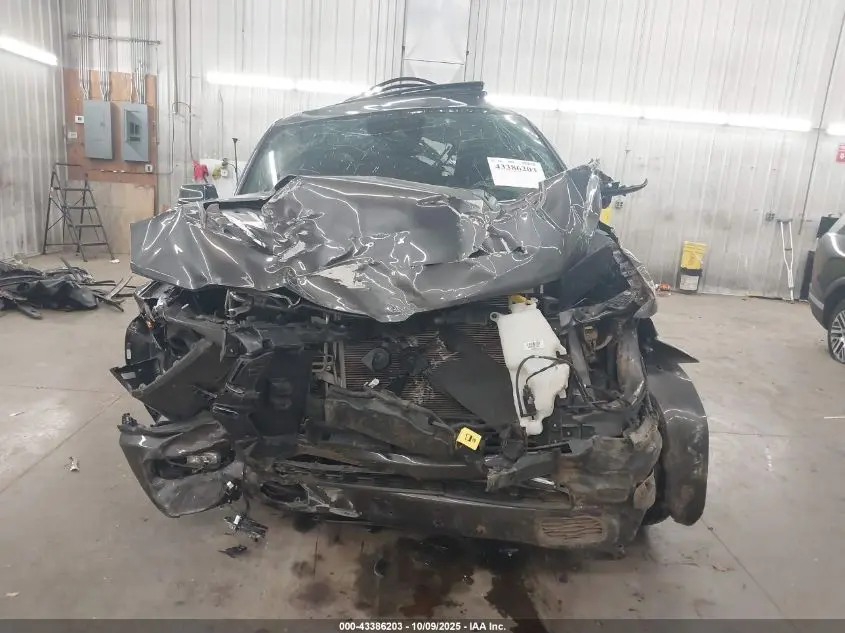 2021 RAM 1500 LARAMIE  4X4 5'7 BOX