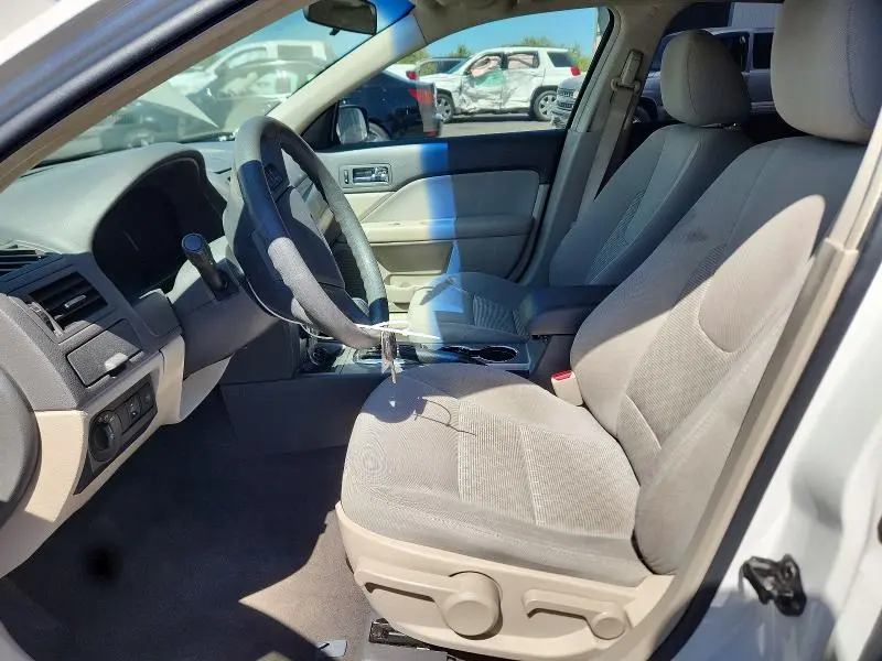 2010 FORD FUSION S  