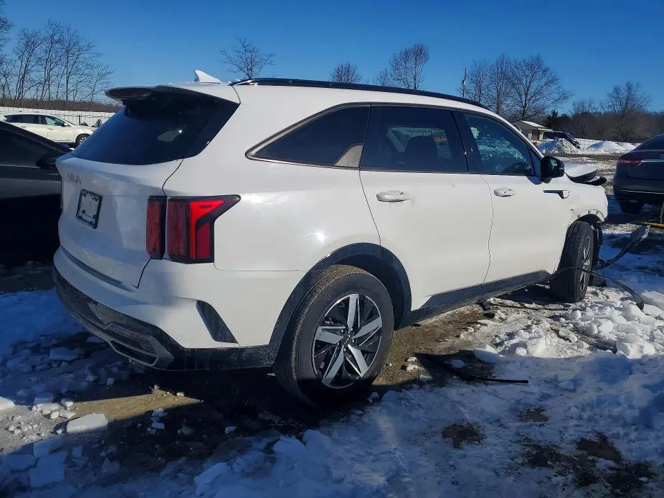 2023 KIA SORENTO S  