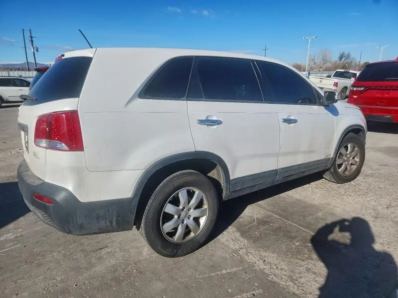 2012 KIA SORENTO BASE  