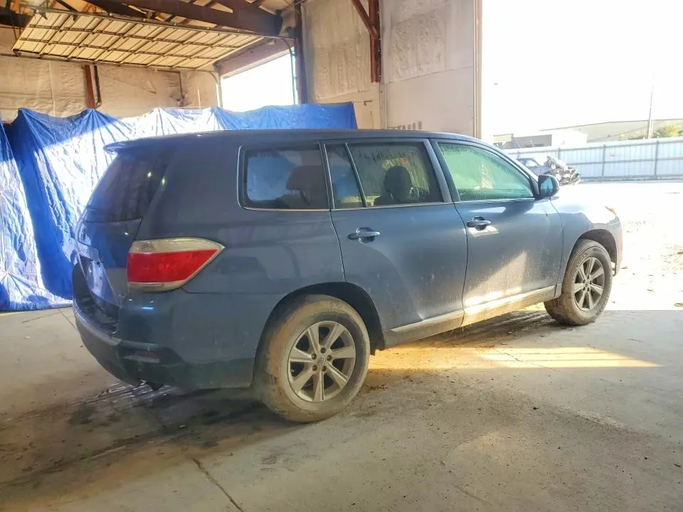 2013 TOYOTA HIGHLANDER BASE  