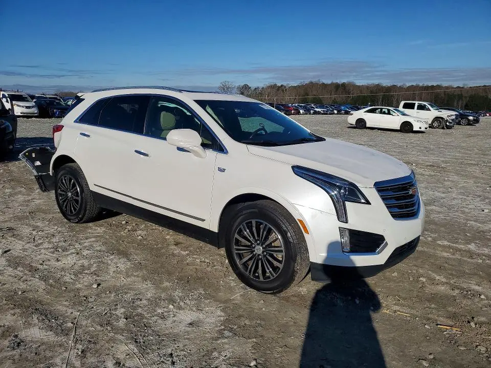 2019 CADILLAC XT5 LUXURY  