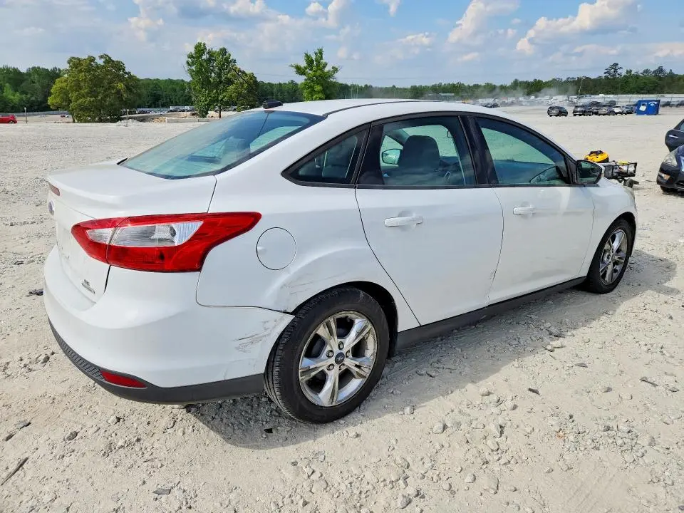 2013 FORD FOCUS SE  