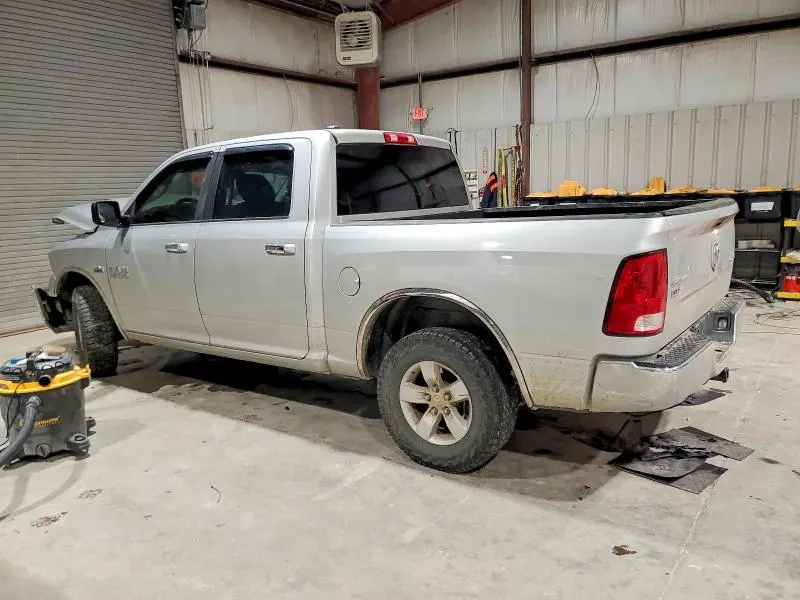 2015 RAM 1500 SLT  