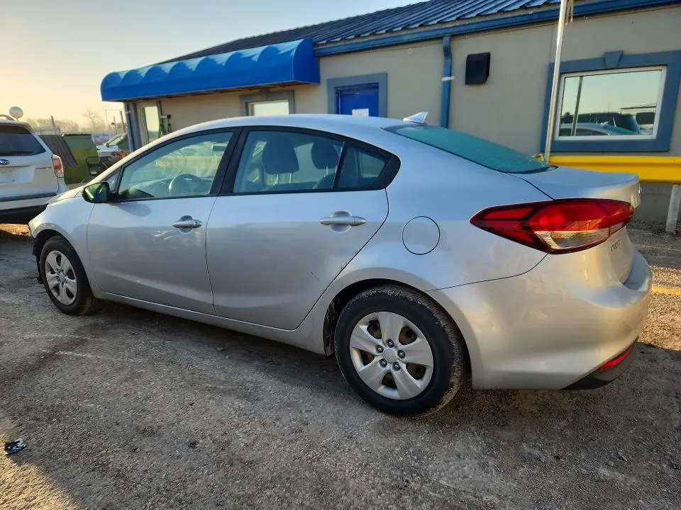 2018 KIA FORTE LX  