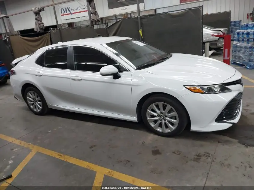 2019 TOYOTA CAMRY LE