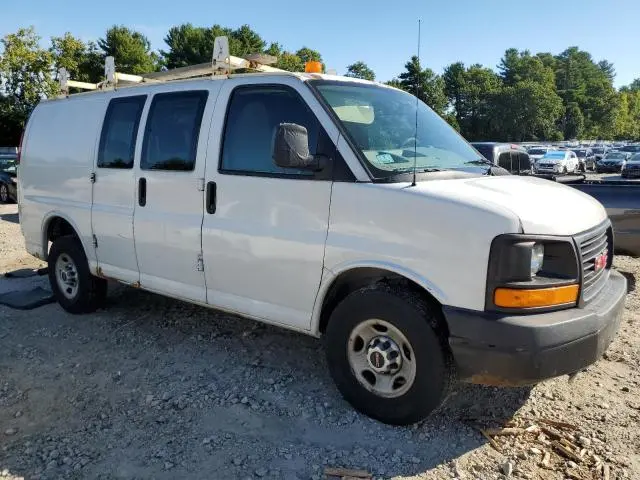 2010 GMC SAVANA G2500  