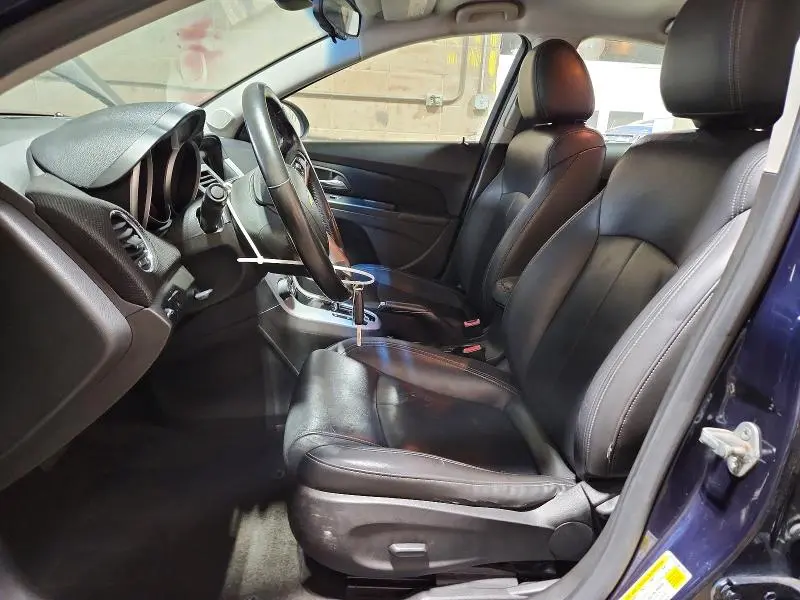2011 CHEVROLET CRUZE LT  