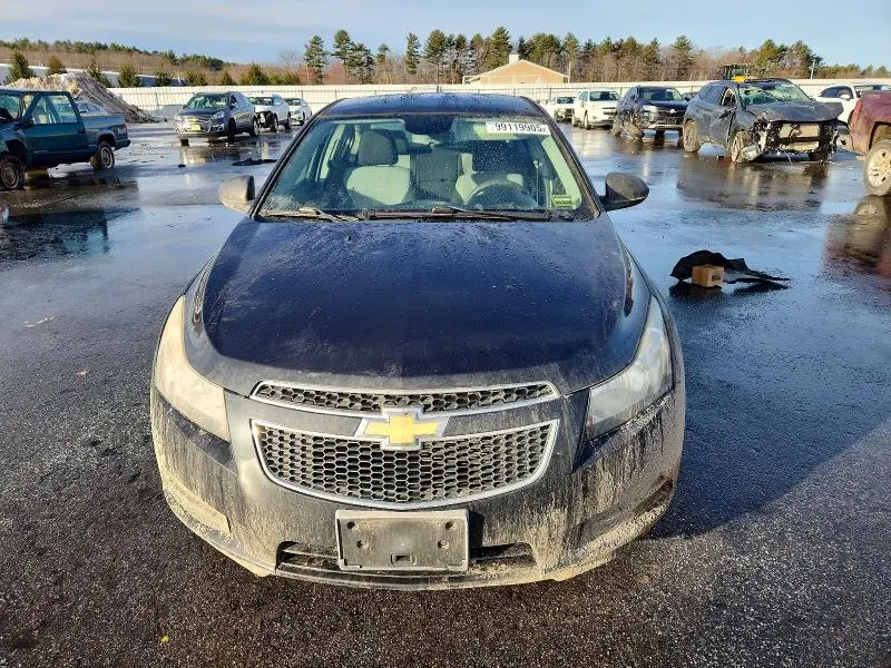 2013 CHEVROLET CRUZE LS  