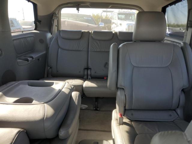 2010 TOYOTA SIENNA XLE