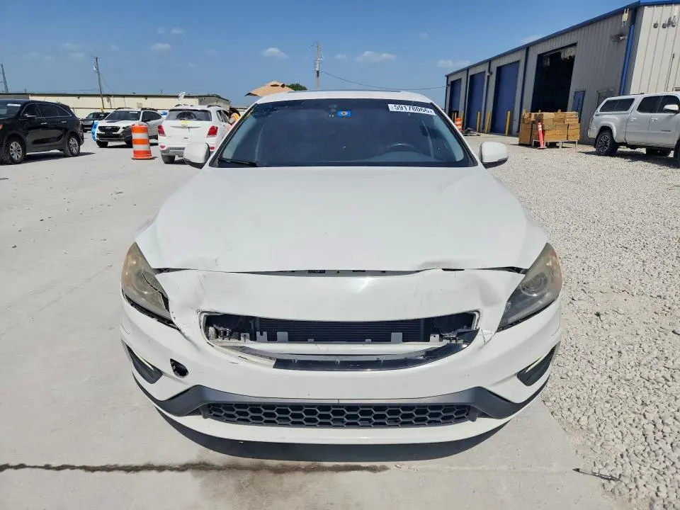 2018 VOLVO S60 DYNAMIC  