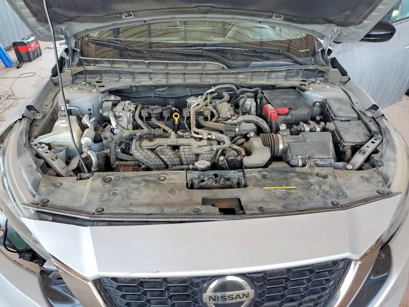 2021 NISSAN ALTIMA SR  