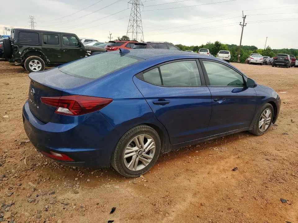 2019 HYUNDAI ELANTRA SEL  