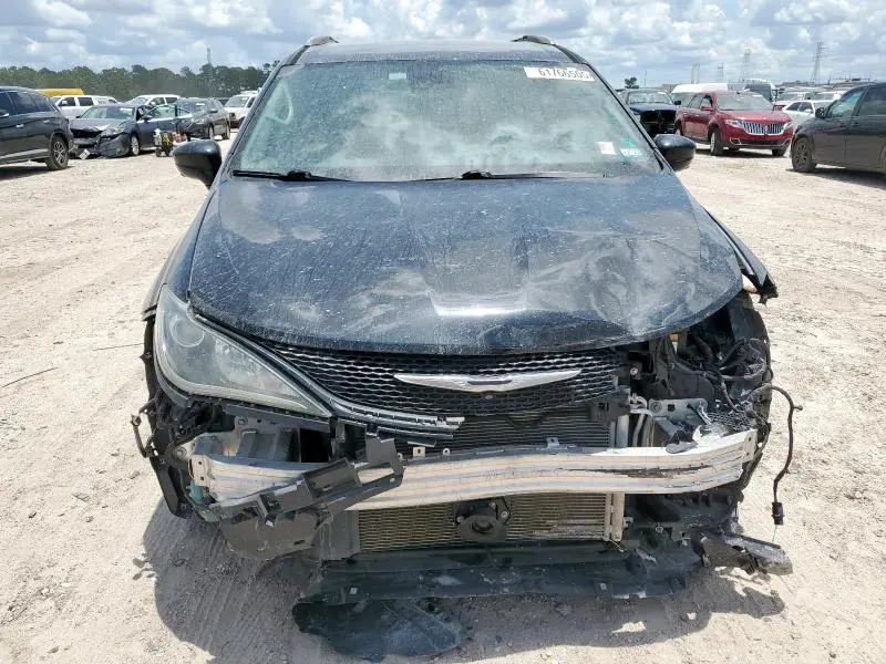 2017 CHRYSLER PACIFICA TOURING L PLUS  
