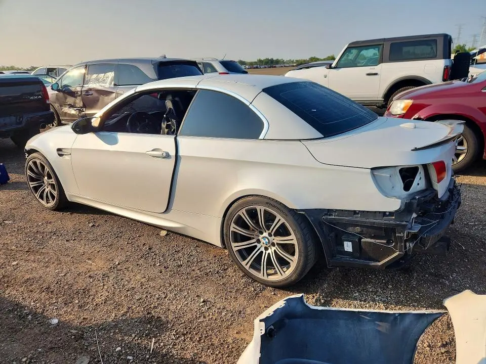2011 BMW M3   