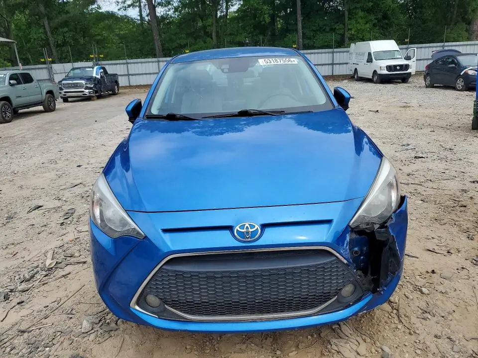 2019 TOYOTA YARIS LE  