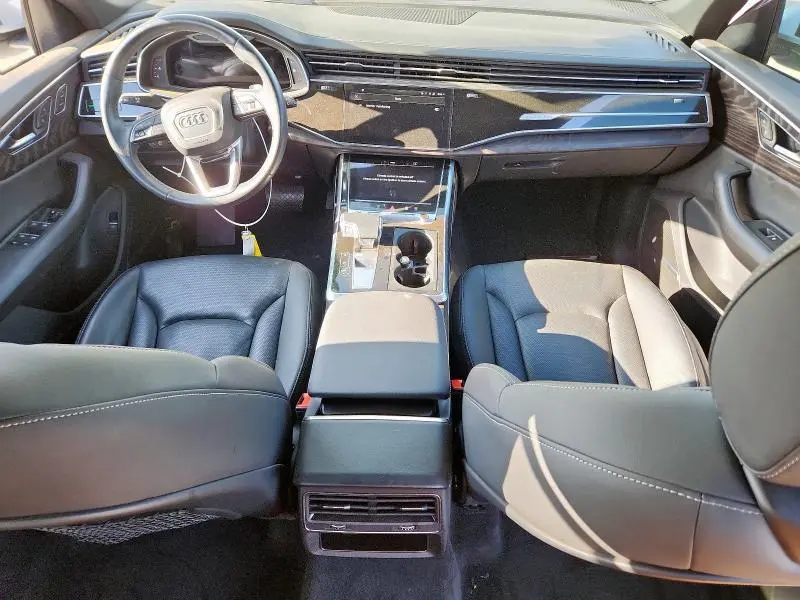 2021 AUDI Q8 PRESTIGE S-LINE  