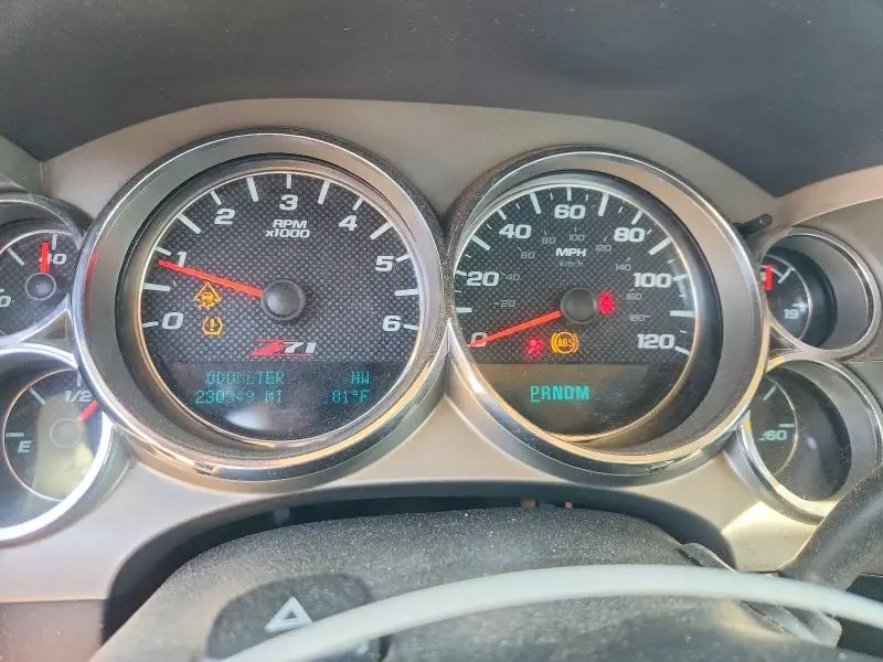 2011 CHEVROLET SILVERADO C1500 LT  