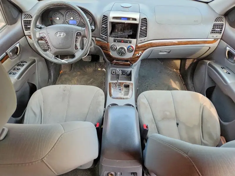 2011 HYUNDAI SANTA FE GLS  