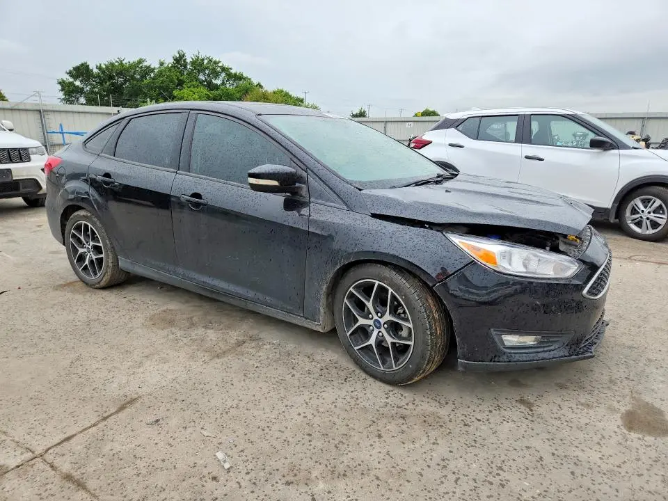 2017 FORD FOCUS SEL  