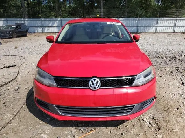 2013 VOLKSWAGEN JETTA SE  