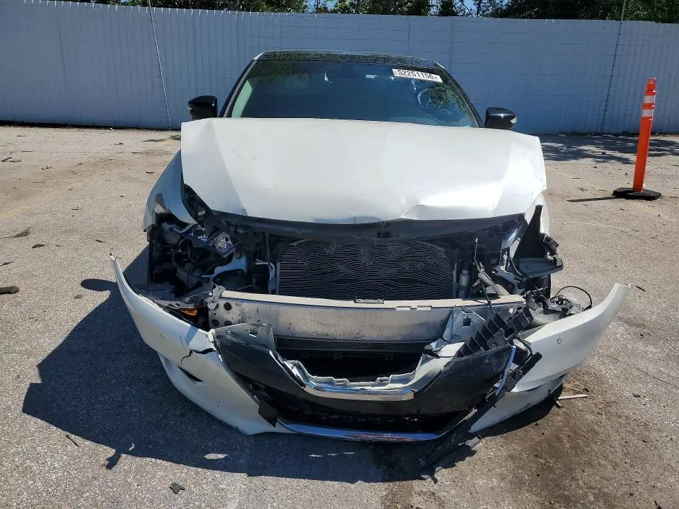 2016 NISSAN MAXIMA PLATINUM  