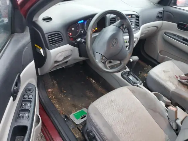 2010 HYUNDAI ACCENT GLS  