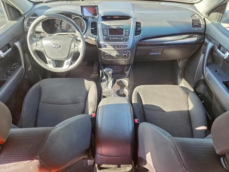 2014 KIA SORENTO LX  