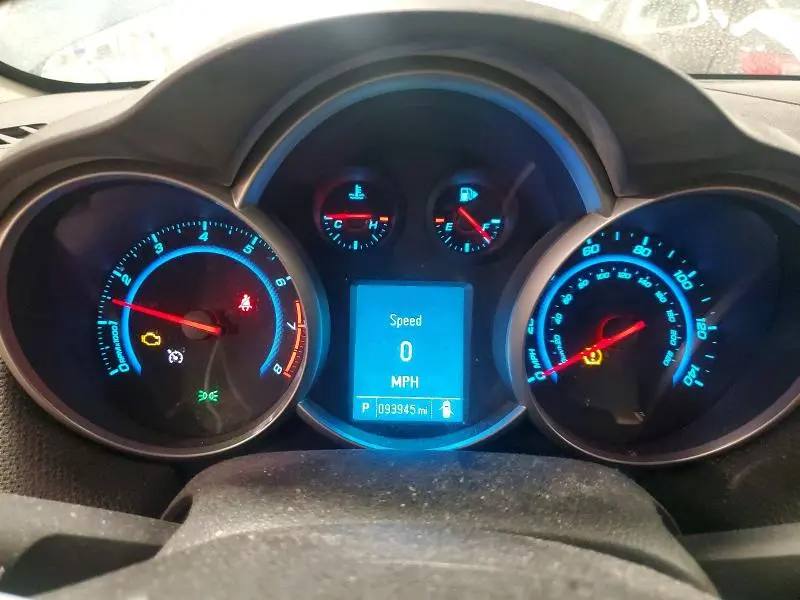 2012 CHEVROLET CRUZE LT  