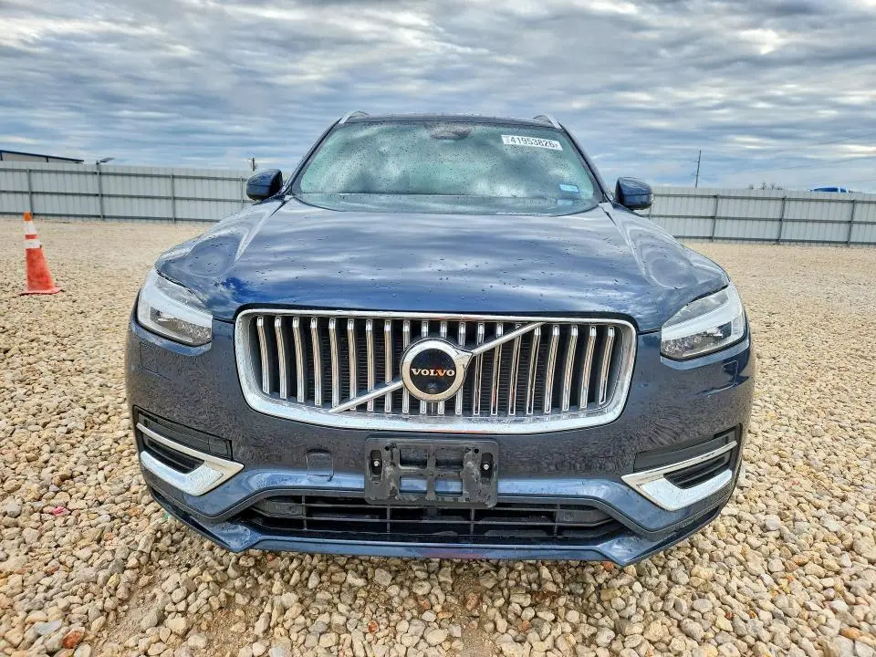 2023 VOLVO XC90 PLUS  