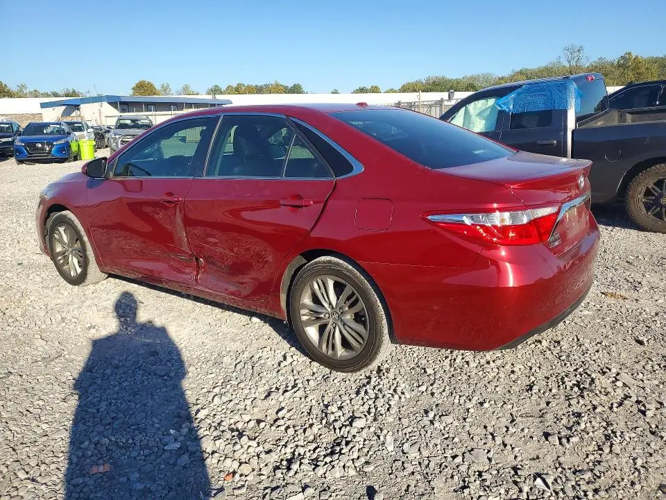 2017 TOYOTA CAMRY SE  