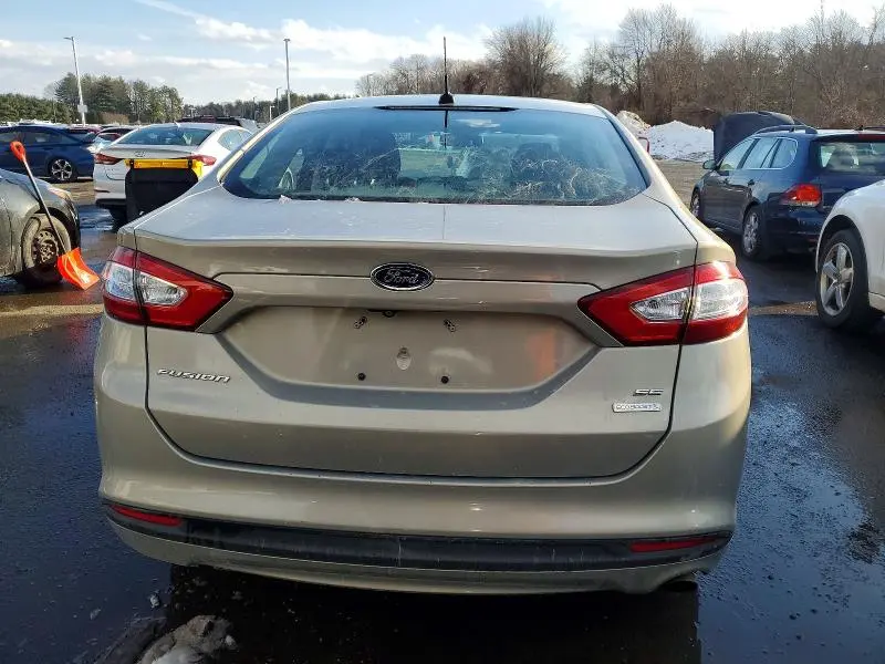 2015 FORD FUSION SE  