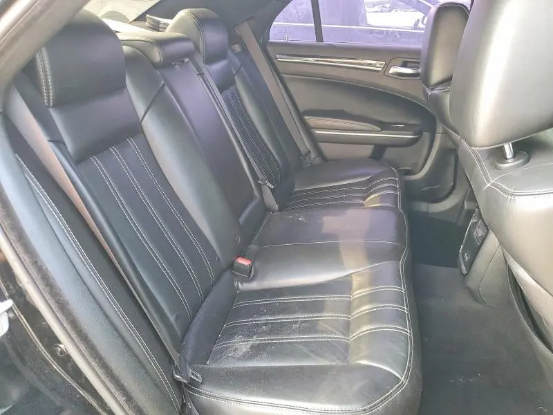 2019 CHRYSLER 300 S  