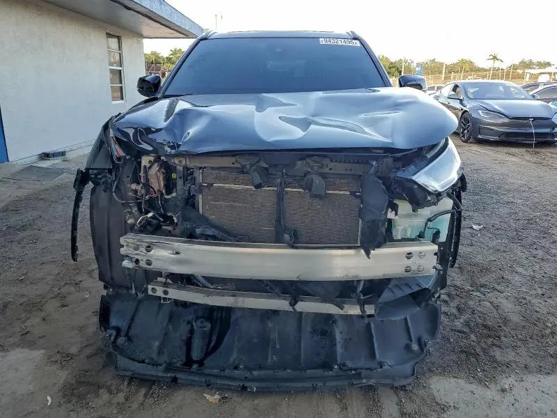 2022 TOYOTA HIGHLANDER XSE  