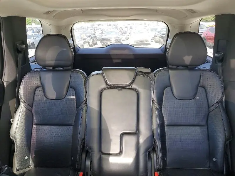 2018 VOLVO XC90 T6  