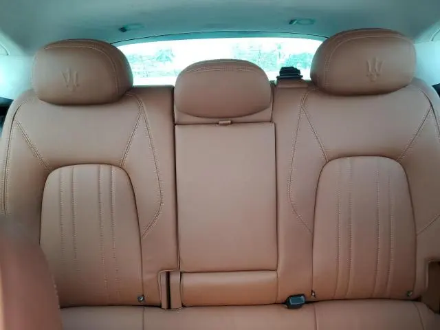 2022 MASERATI LEVANTE BASE  